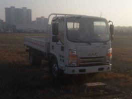 载货汽车