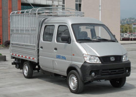 仓栅式运输车