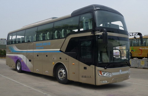 金旅11.4米24-55座客车(XML6112J58Z)