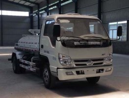 吸污车
