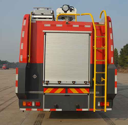 捷达消防牌SJD5270GXFPM120/WSA泡沫消防车公告图片