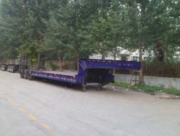 低平板半挂车
