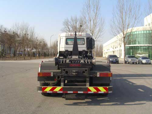 华林牌HLT5250ZXX车厢可卸式垃圾车公告图片
