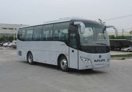 申龙8.7米24-39座客车(SLK6872F5A)
