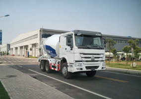 混凝土搅拌运输车