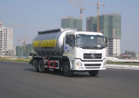 干拌砂浆运输车
