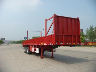 13米32吨3轴运材半挂车(ZCZ9400TYCHJB)