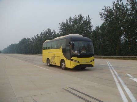 青年8米24-33座豪华客车(JNP6800M)