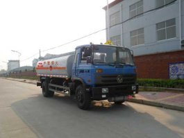运油车