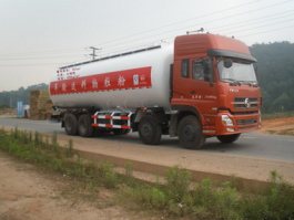 岷江牌YZQ5311GFL4低密度粉粒物料运输车