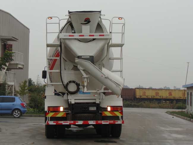 陕汽牌SX5256GJBDT434混凝土搅拌运输车公告图片