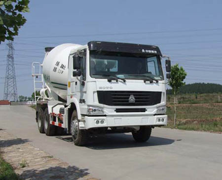欧铃牌ZB5250GJBZZ混凝土搅拌运输车公告图片