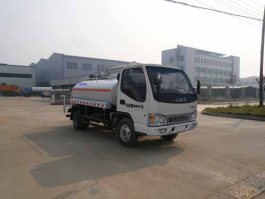 洒水车