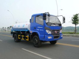 洒水车