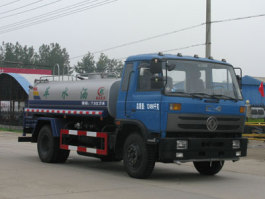洒水车