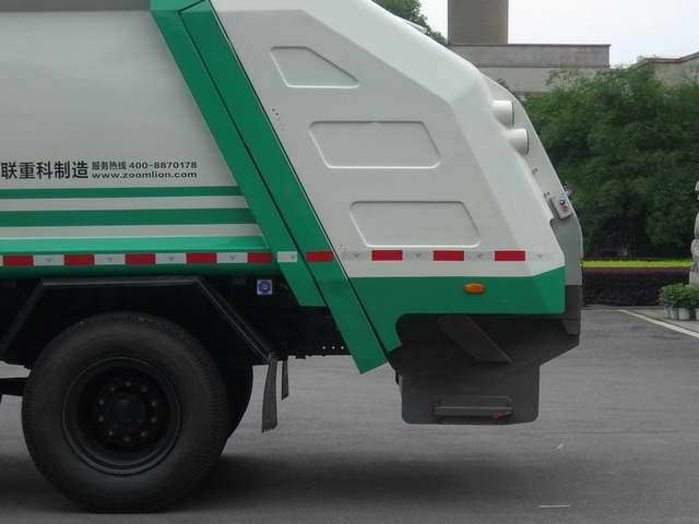 中联牌ZLJ5167ZYSE4压缩式垃圾车公告图片