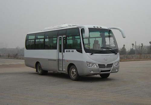 晶马6.7米10-23座客车(JMV6660CF)