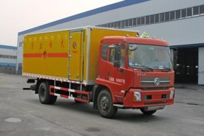 爆破器材运输车