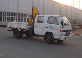 随车起重运输车