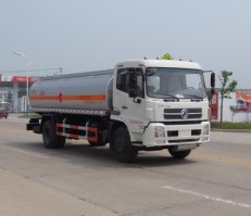 运油车