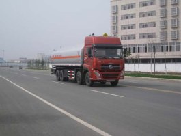 易燃液体罐式运输车