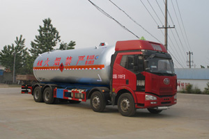 程力威牌CLW5311GYQC4液化氣體運輸車