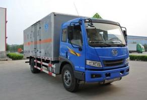 爆破器材运输车
