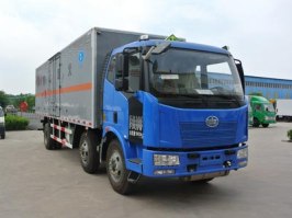 爆破器材运输车