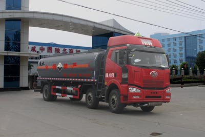 程力威牌CLW5251GFWC4腐蚀性物品罐式运输车