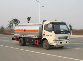 加油车