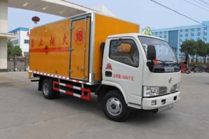 爆破器材运输车