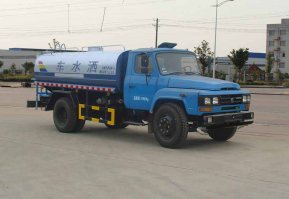 洒水车