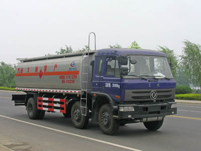 CLW5250GYYT4 程力威牌运油车图片