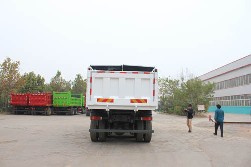 圆易牌JHL5257ZLJN38ZZG自卸式垃圾车公告图片