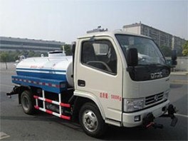 洒水车