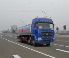 易燃液体罐式运输车
