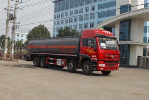 程力威牌CLW5313GRYC4易燃液体罐式运输车