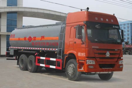 程力威牌CLW5250GRYZ4易燃液体罐式运输车公告图片
