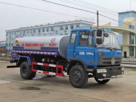 绿化喷洒车