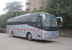 申龙牌SLK5162XCS厕所车