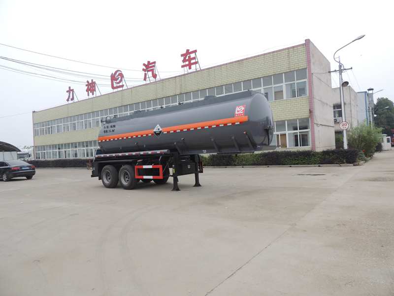 醒狮8.6米28吨2轴腐蚀性物品罐式运输半挂车(SLS9351GFW)