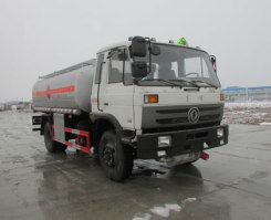 运油车