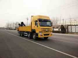 中燕牌BSZ5312JSQ随车起重运输车