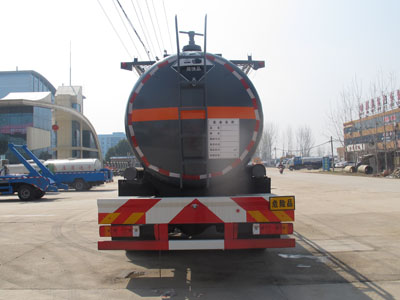程力威牌CLW5317GFWC4腐蚀性物品罐式运输车公告图片