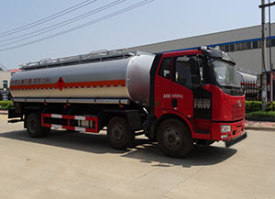 特运牌DTA5251GRYC4P62易燃液体罐式运输车