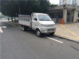 桶装垃圾运输车