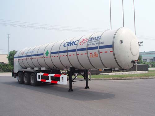 圣达因12.8米24.6吨3轴低温液体运输半挂车(SDY9400GDYC)