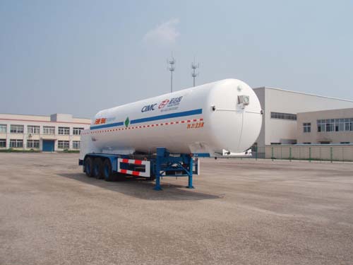 圣达因12米27.8吨3轴低温液体运输半挂车(SDY9401GDYY1)