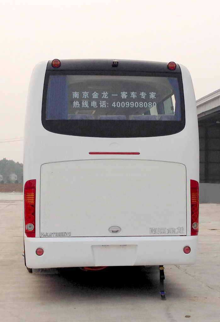 东宇NJL6118BEV8纯电动客车公告图片