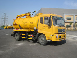 吸污车